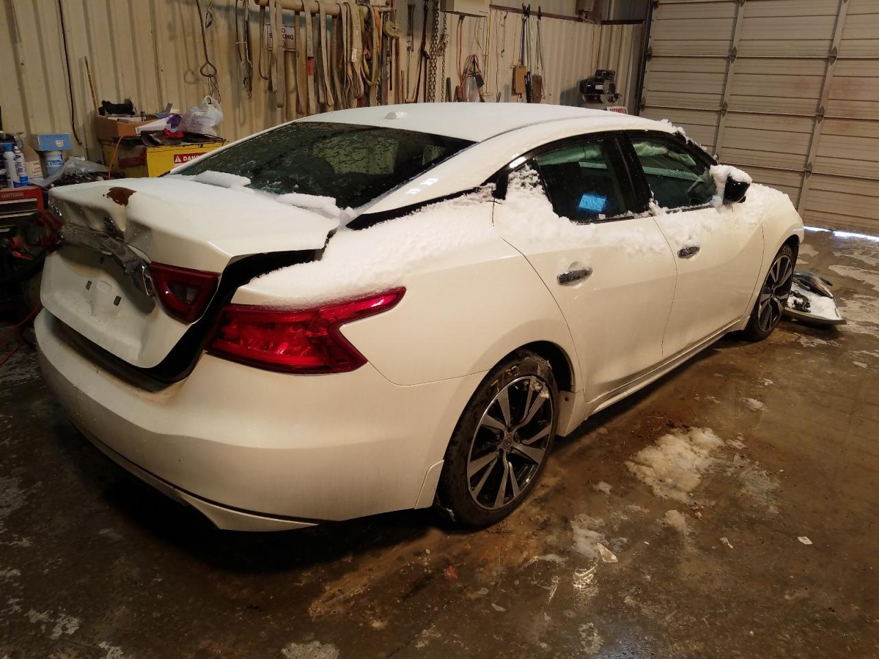 Photo 4 from auction – 2017 NISSAN MAXIMA 3.5 with VIN 1N4AA6AP8HC366031