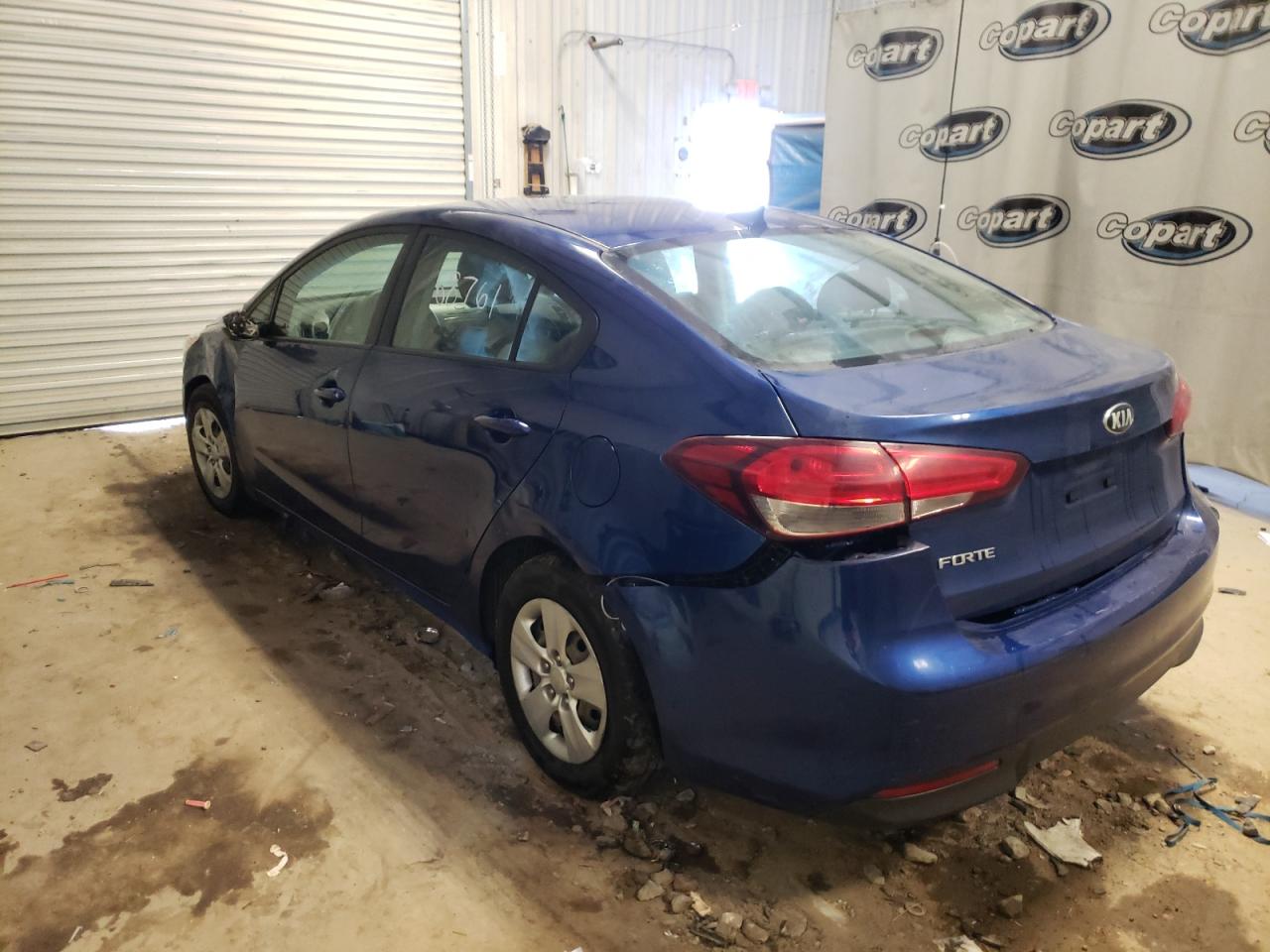 Photo 3 from auction – 2018 KIA FORTE LX with VIN 3KPFK4A74JE258523