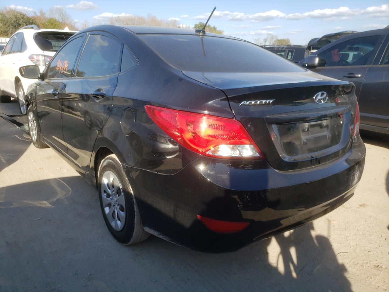 Photo 3 from auction – 2016 HYUNDAI ACCENT SE with VIN KMHCT4AEXGU017473