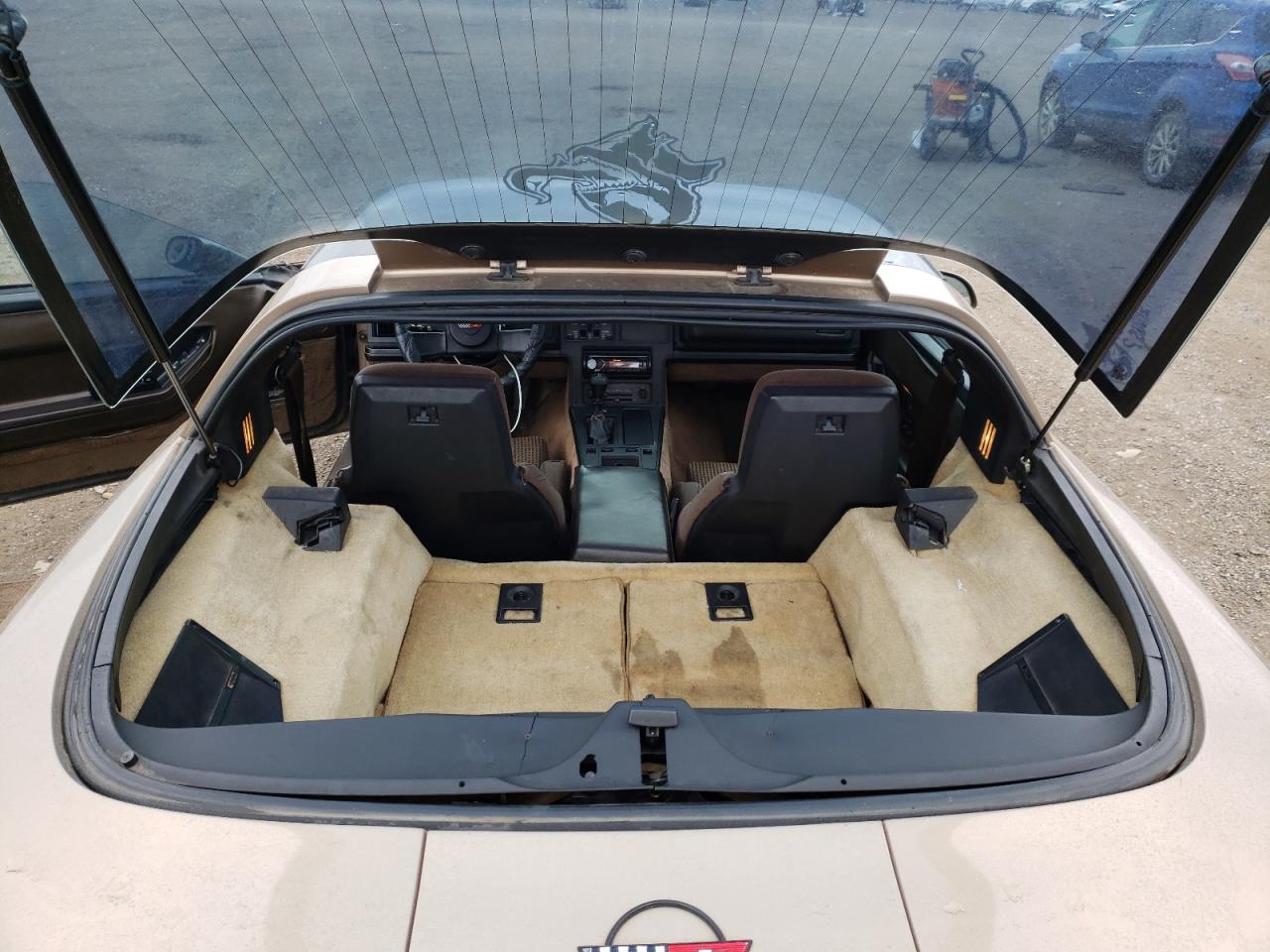 Photo 9 from auction – 1985 CHEVROLET CORVETTE with VIN 1G1YY0783F5113601