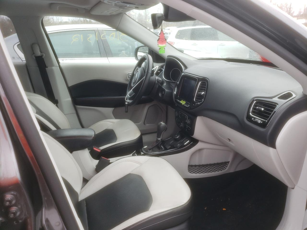 Photo 5 from auction – 2018 JEEP COMPASS LI with VIN 3C4NJDCB5JT153582