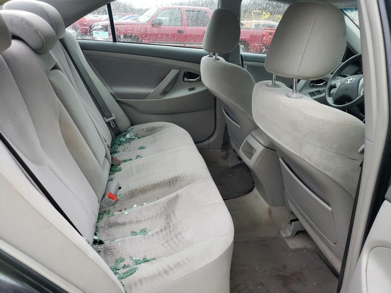 Photo 6 from auction – 2011 TOYOTA CAMRY BASE with VIN 4T1BF3EK0BU223150