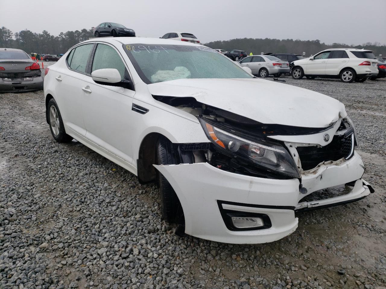 KIA OPTIMA LX 2015 with VIN KNAGM4A73F5556964 - Photo from auction