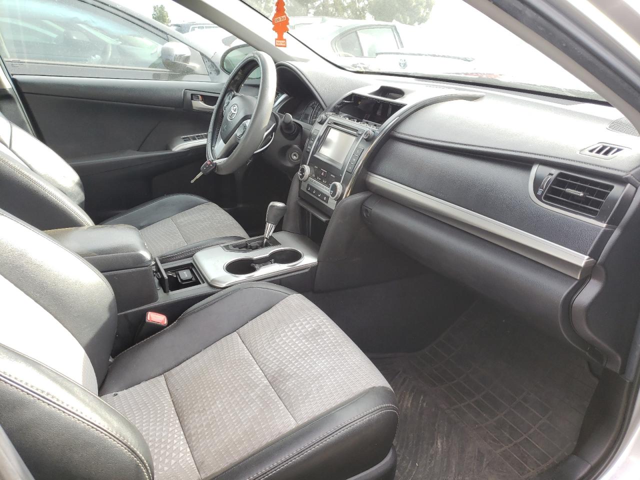 Photo 5 from auction – 2012 TOYOTA CAMRY BASE with VIN 4T1BF1FKXCU044117
