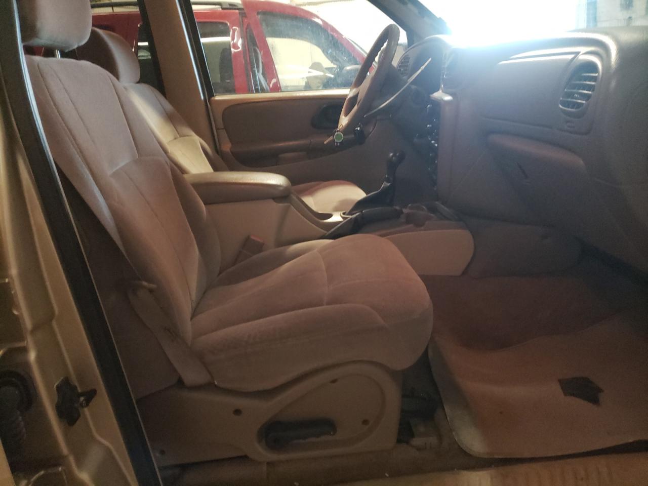Photo 5 from auction – 2004 CHEVROLET TRAILBLAZE with VIN 1GNDT13S642172868