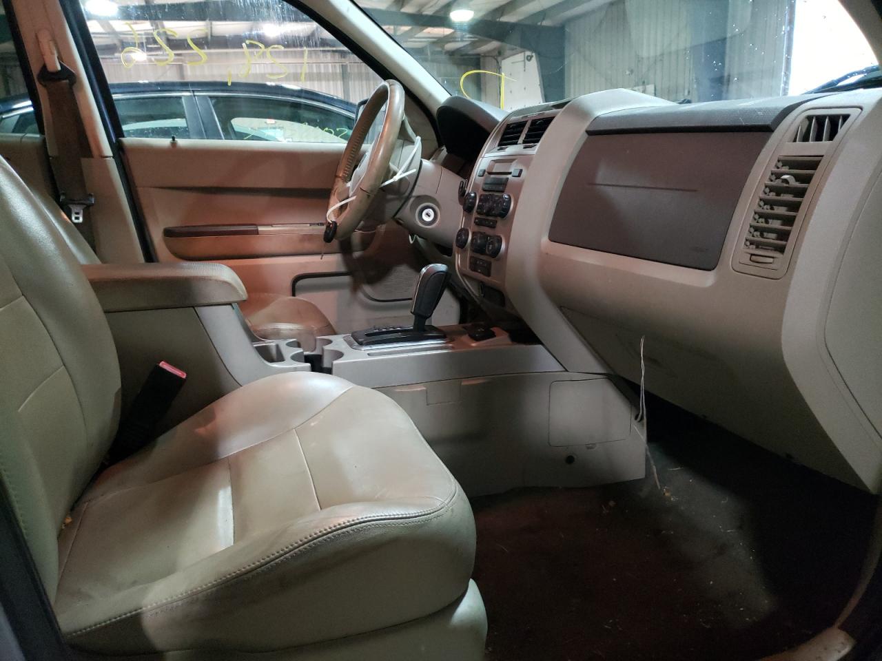 Photo 5 from auction – 2008 FORD ESCAPE HEV with VIN 1FMCU59H88KA75399