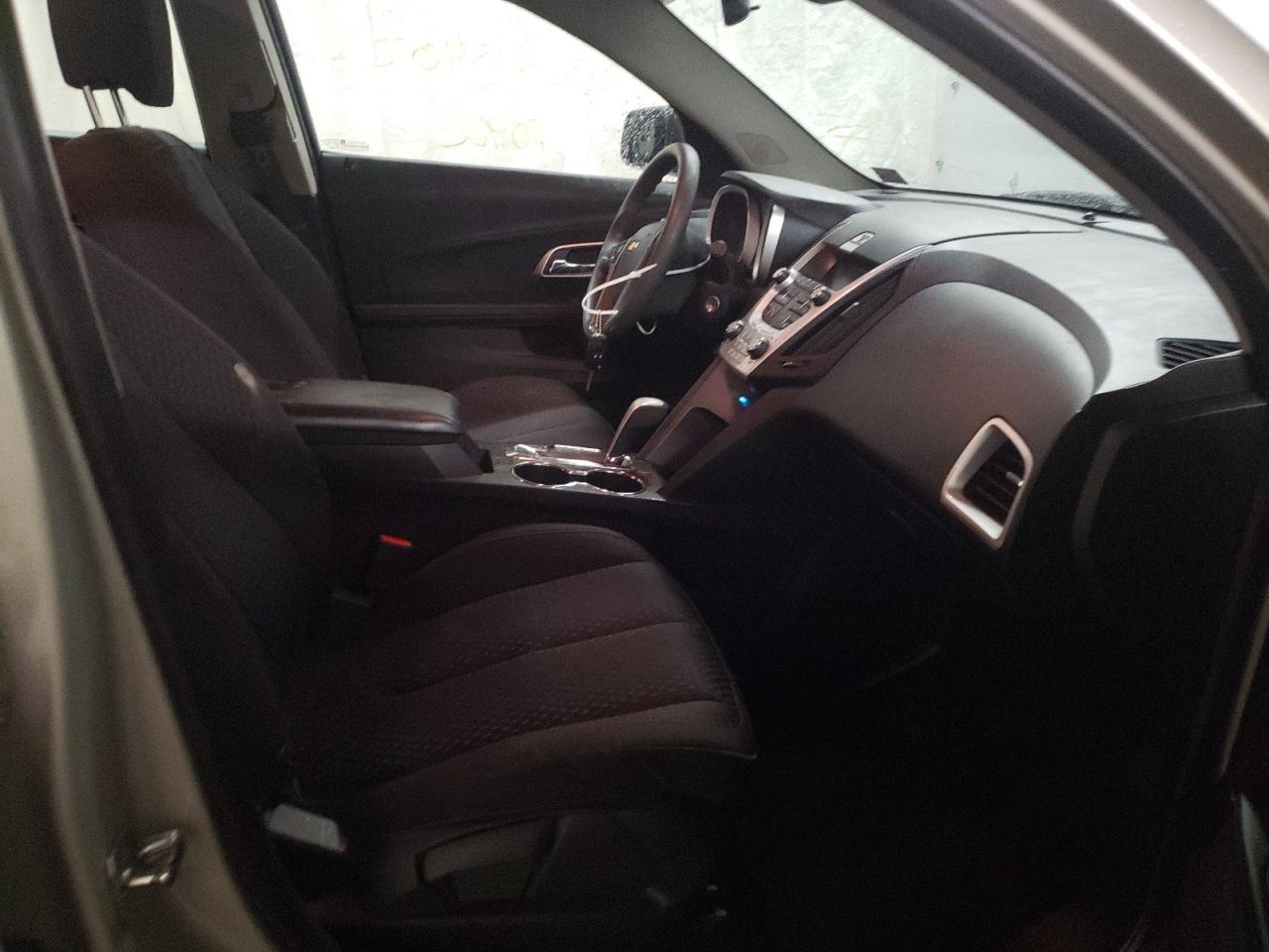 Photo 5 from auction – 2015 CHEVROLET EQUINOX LS with VIN 2GNFLEEK7F6100855