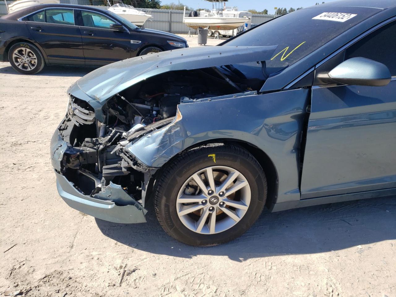 Photo 9 from auction – 2016 HYUNDAI SONATA SE with VIN 5NPE24AF3GH385917