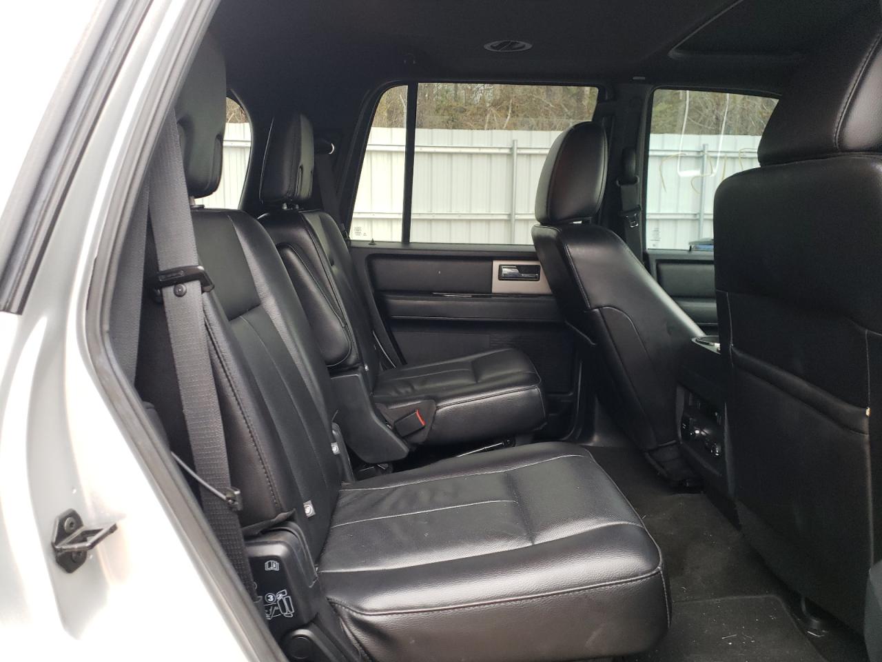 Photo 6 from auction – 2016 FORD EXPEDITION with VIN 1FMJU2AT6GEF17924