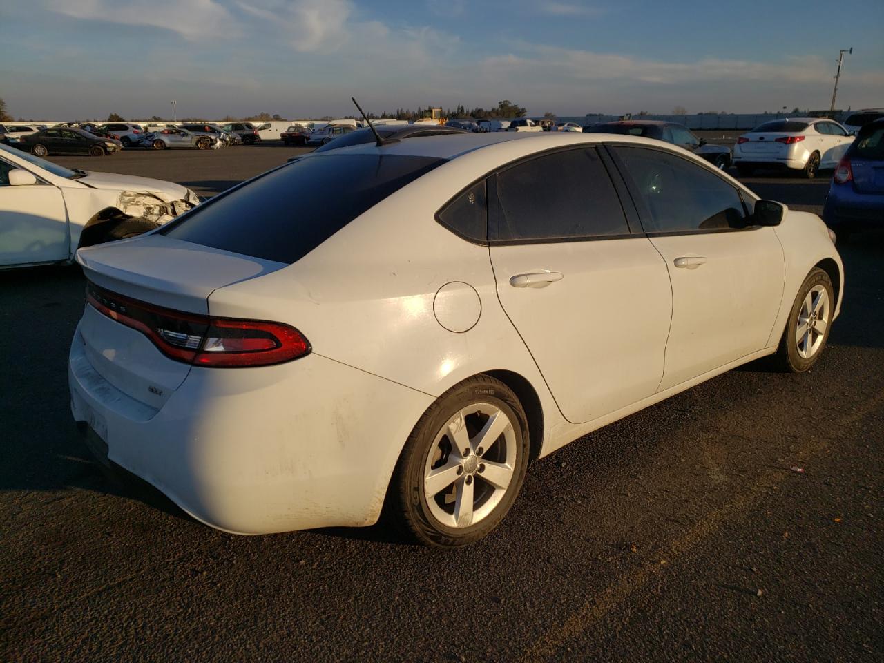 Photo 4 from auction – 2016 DODGE DART SXT with VIN 1C3CDFBB6GD629935