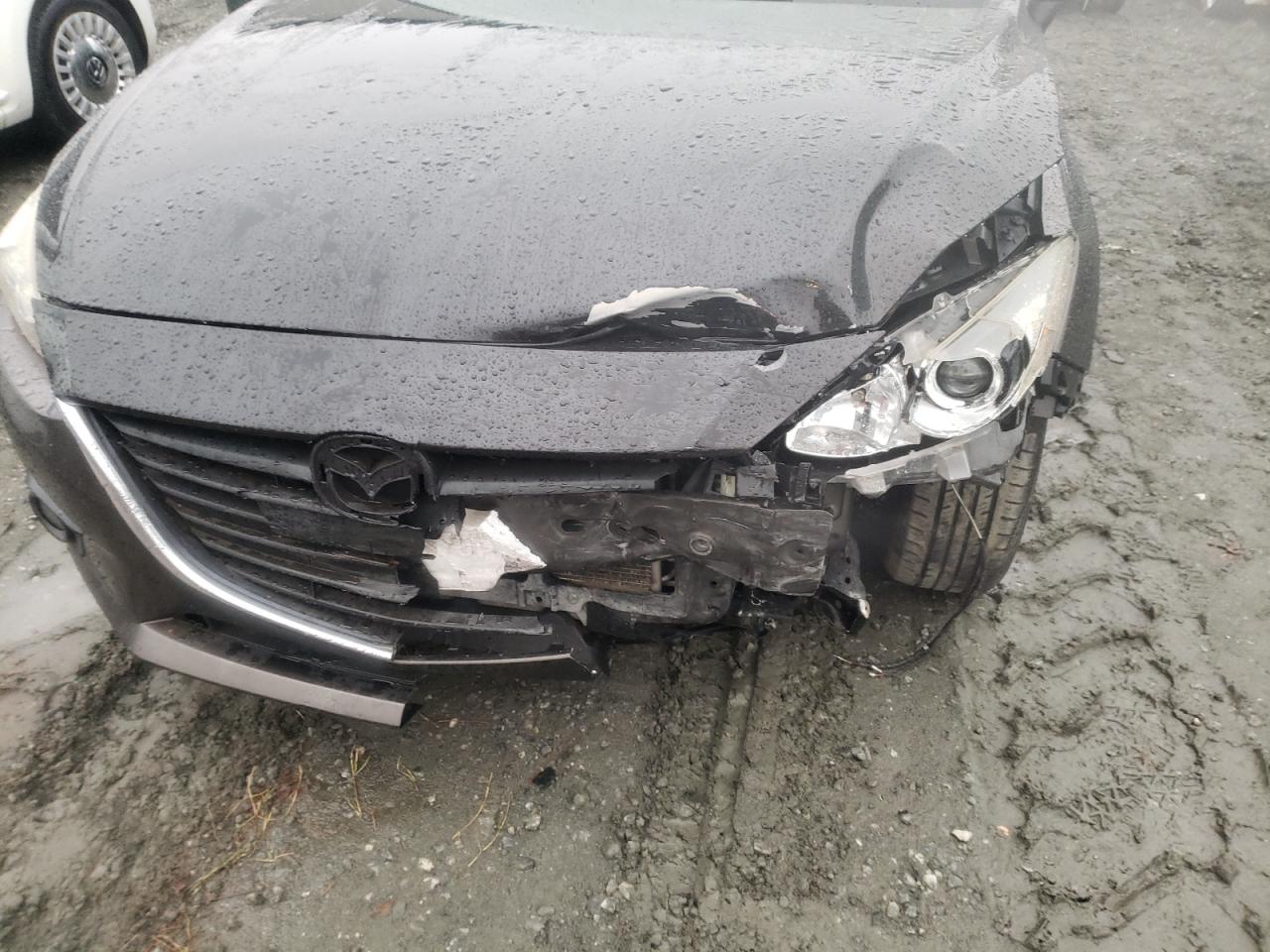 Photo 7 from auction – 2015 MAZDA 3 TOURING with VIN JM1BM1V74F1257027