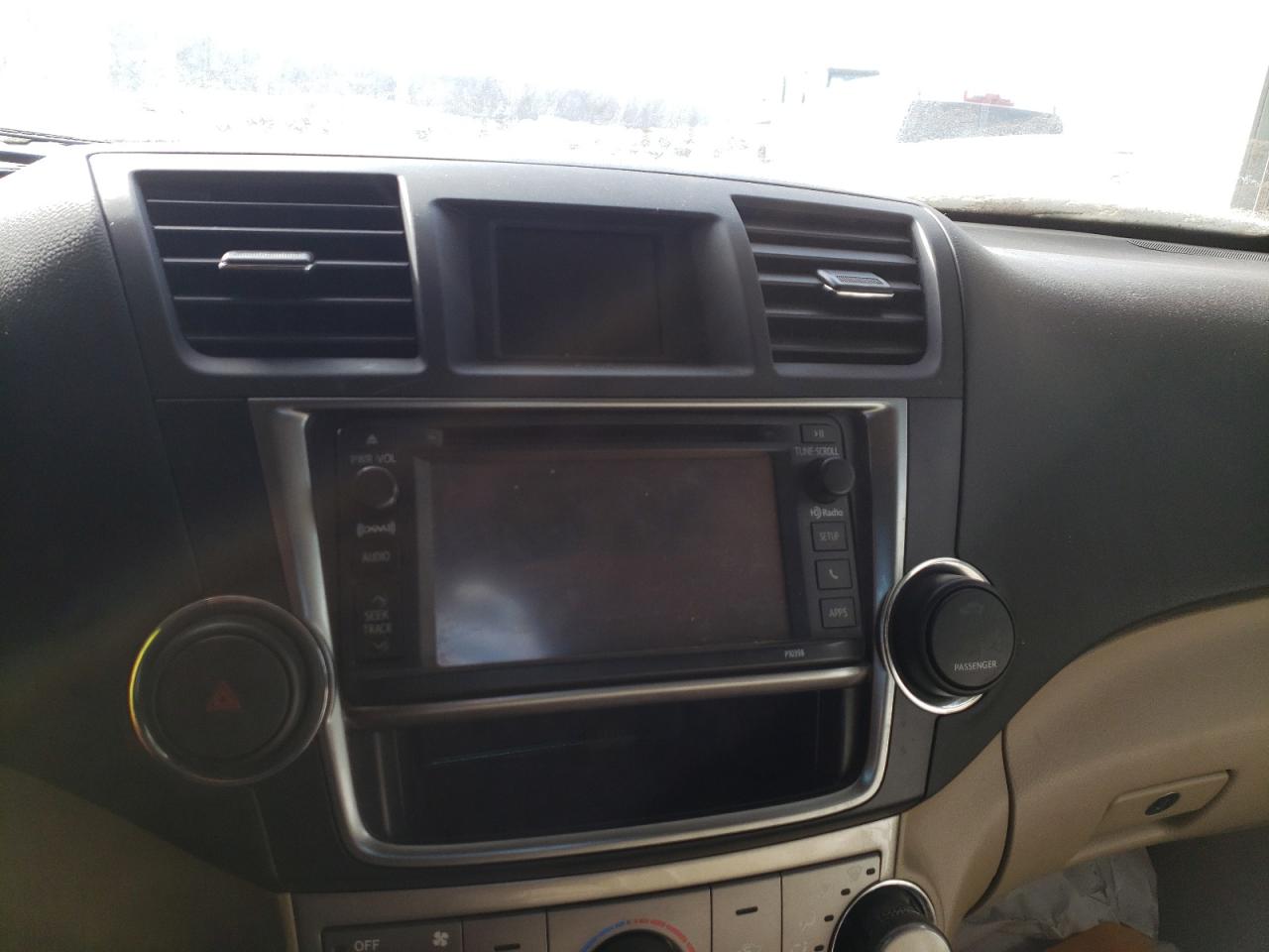 Photo 9 from auction – 2013 TOYOTA HIGHLANDER with VIN 5TDBK3EH4DS237449