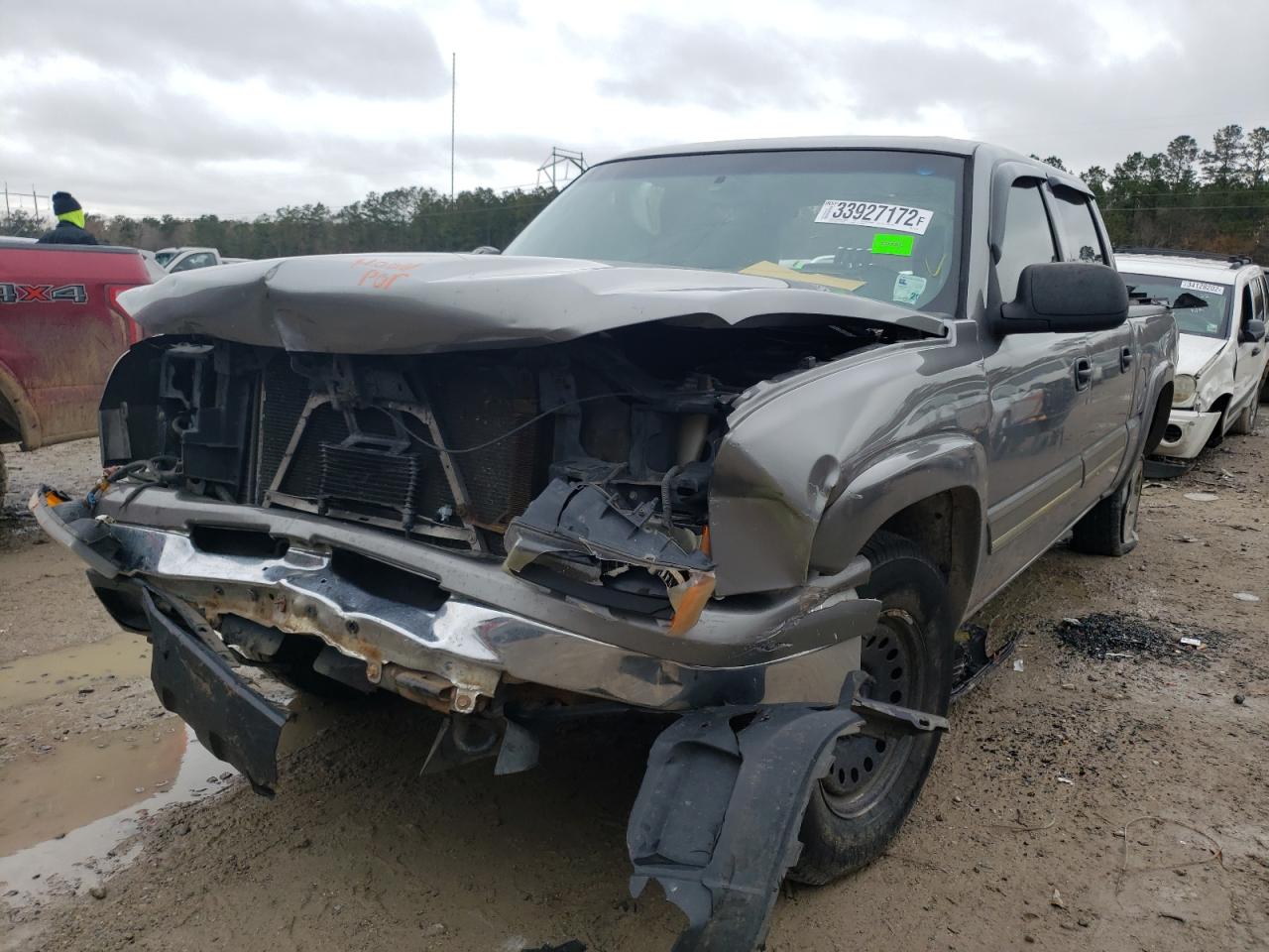 Photo 2 from auction – 2006 CHEVROLET SILVERADO with VIN 2GCEK13T561147357