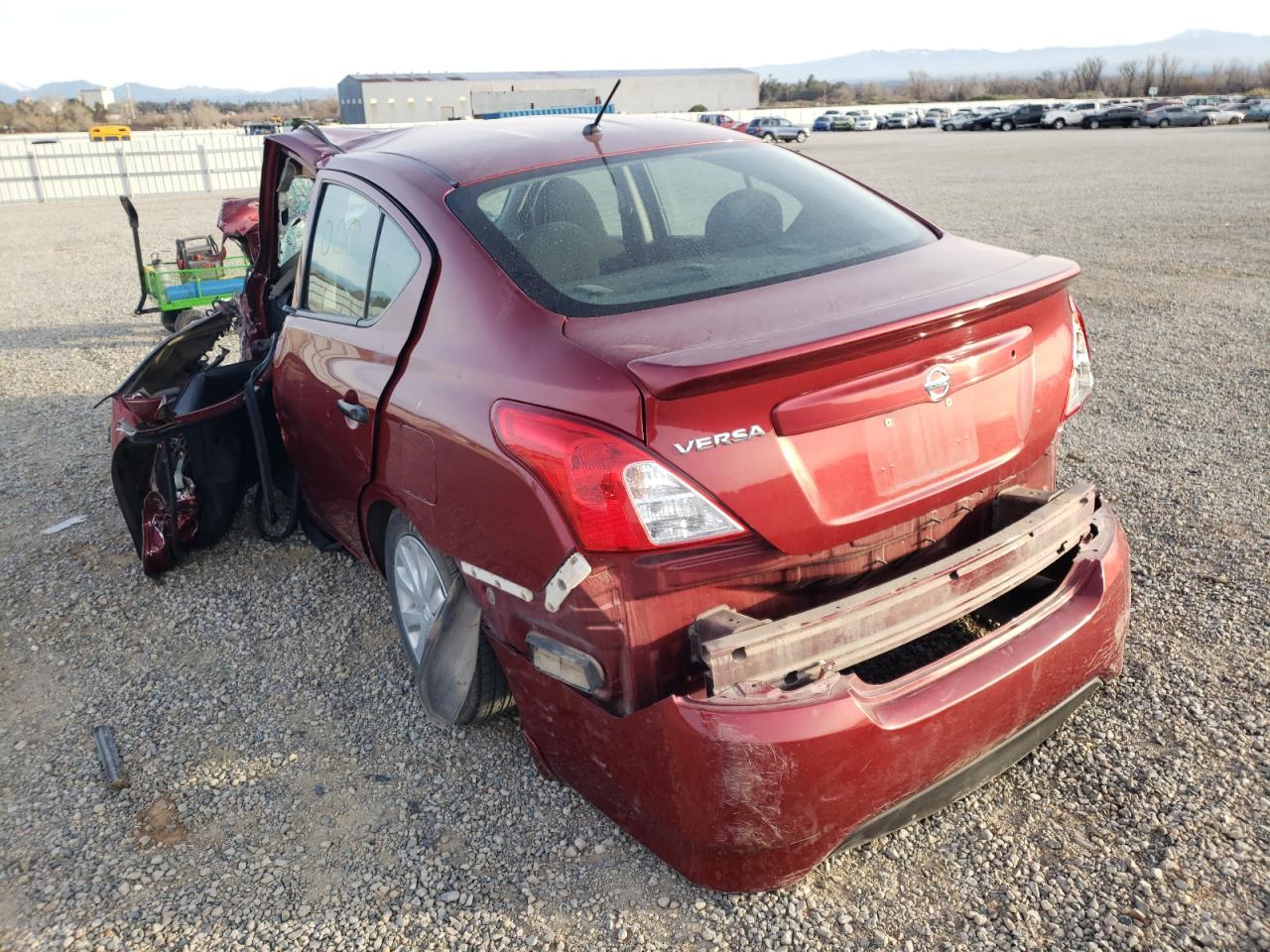 Photo 3 from auction – 2017 NISSAN VERSA S with VIN 3N1CN7APXHL818811