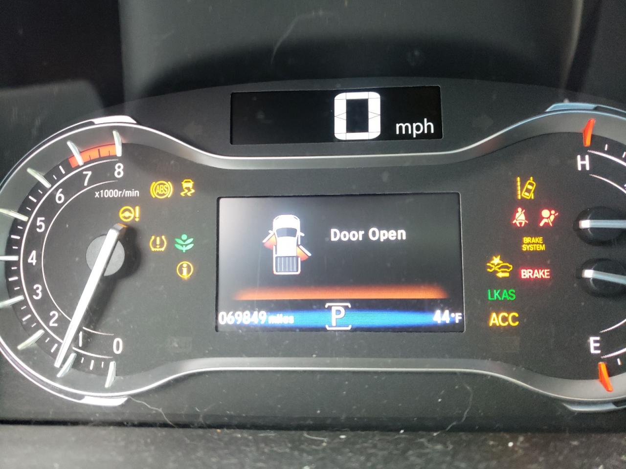 Photo 8 from auction – 2019 HONDA RIDGELINE with VIN 5FPYK3F73KB004560