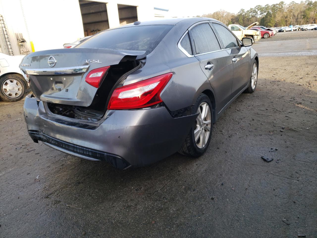 Photo 4 from auction – 2017 NISSAN ALTIMA 3.5 with VIN 1N4BL3AP4HC113995