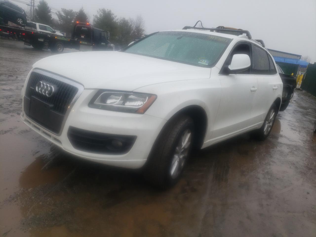Photo 2 from auction – 2012 AUDI Q5 PREMIUM with VIN WA1CFAFP4CA013137