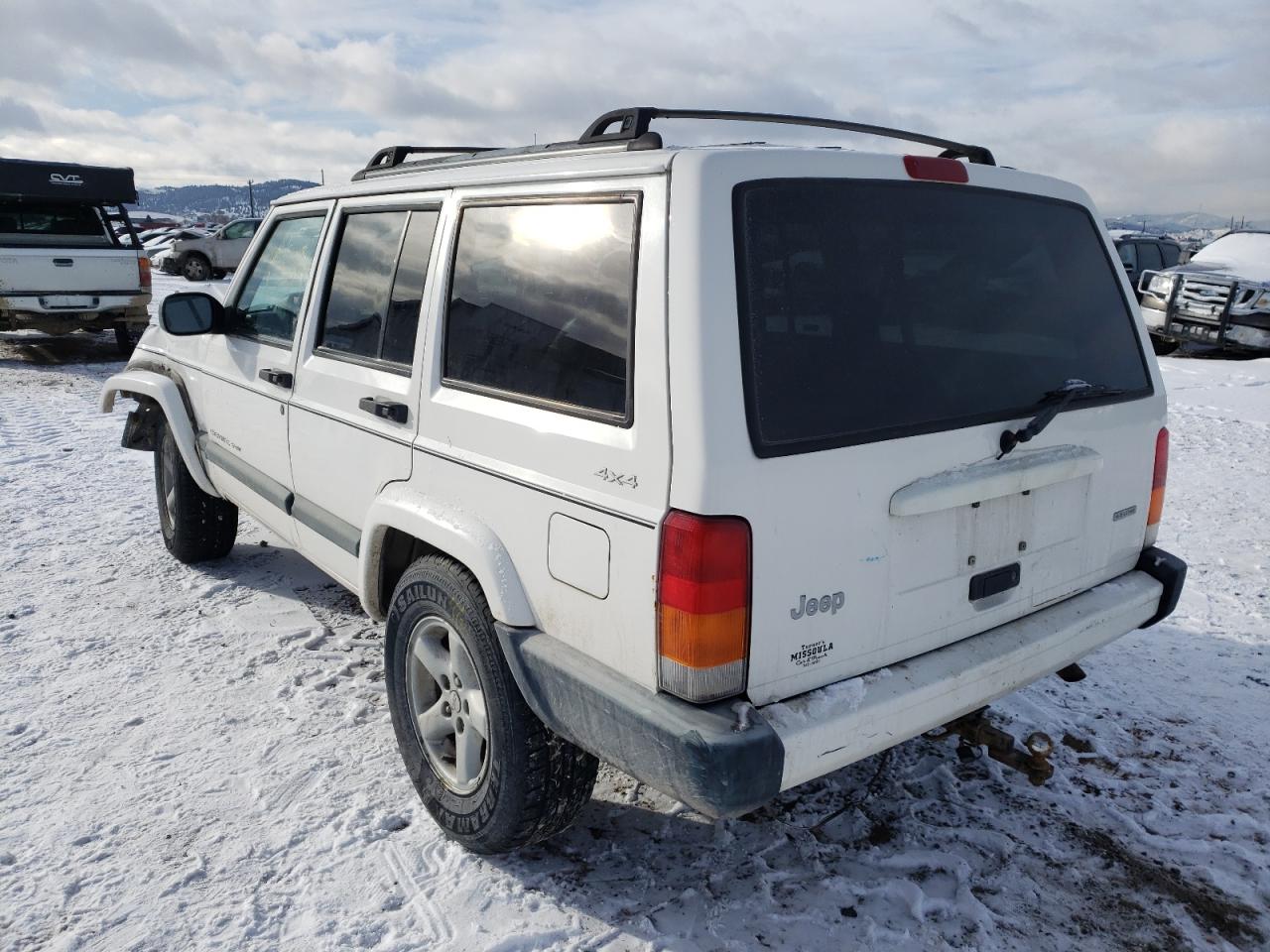 Photo 3 from auction – 2000 JEEP CHEROKEE S with VIN 1J4FF48S4YL213513