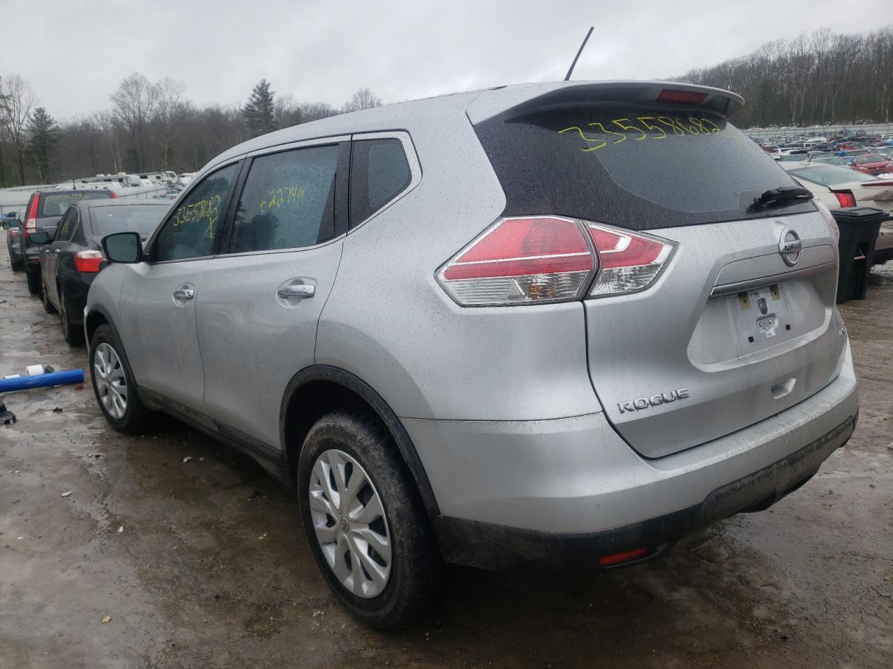 Photo 3 from auction – 2015 NISSAN ROGUE S with VIN KNMAT2MV6FP543172