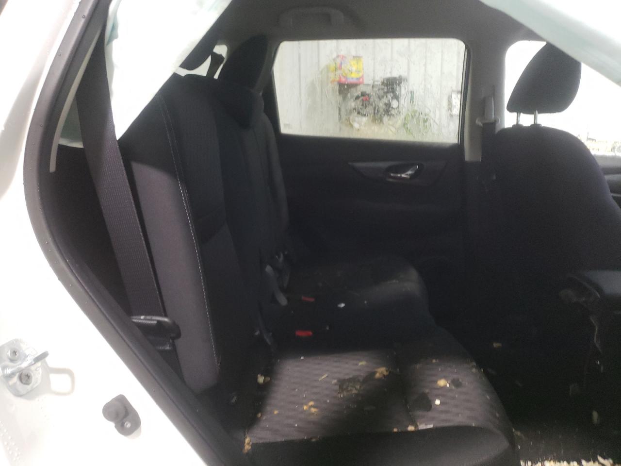 Photo 6 from auction – 2017 NISSAN ROGUE S with VIN KNMAT2MV5HP557101
