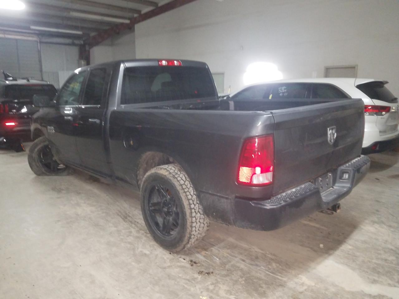 Photo 3 from auction – 2019 RAM 1500 CLASS with VIN 1C6RR6FG7KS685830