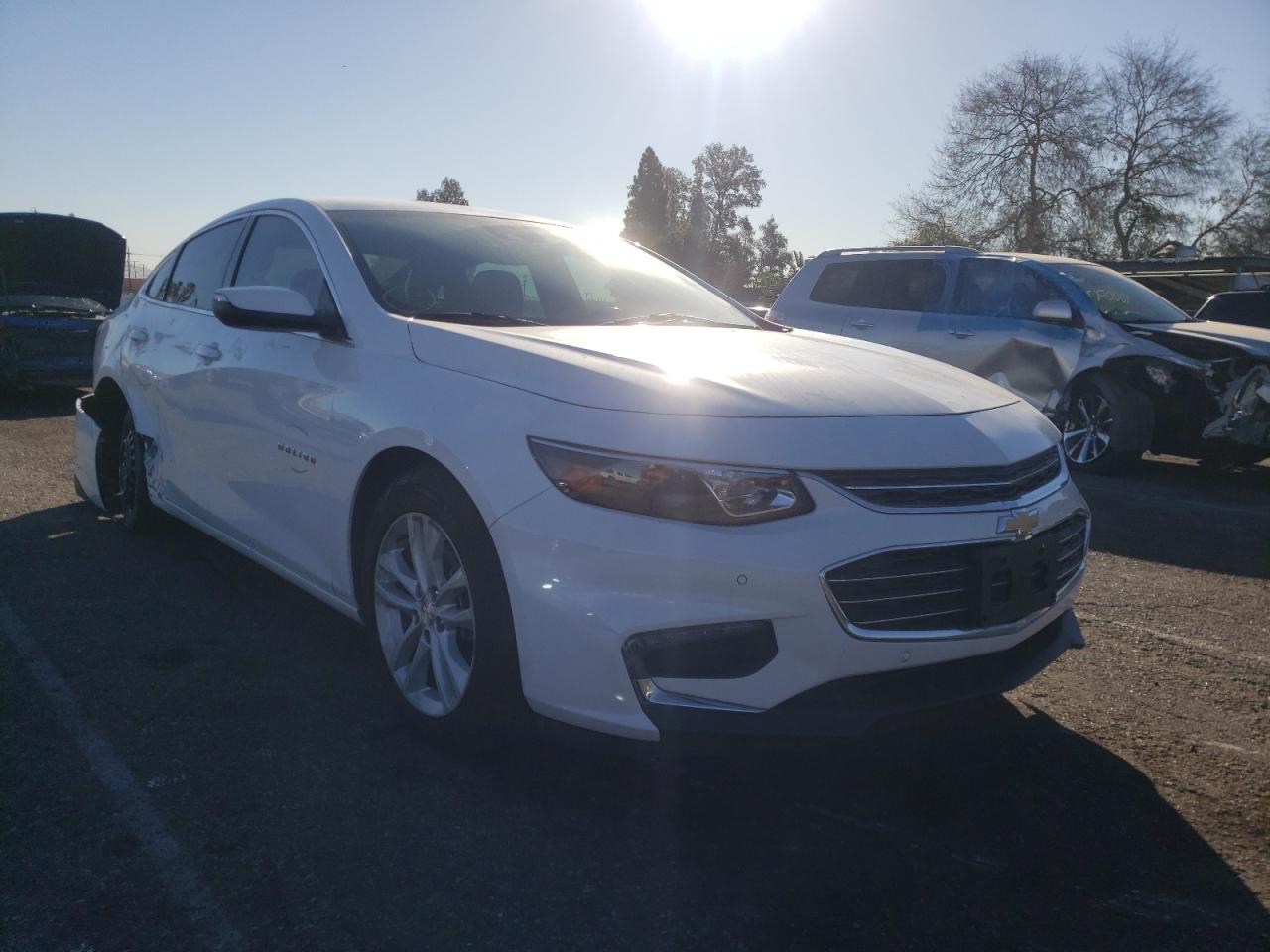 Photo 1 from auction – 2018 CHEVROLET MALIBU LT with VIN 1G1ZD5STXJF198514