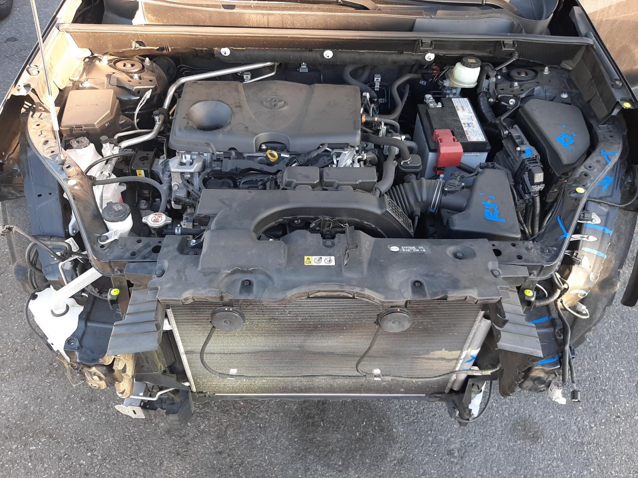 Photo 7 from auction – 2019 TOYOTA RAV4 LE with VIN JTMH1RFV9KD039365
