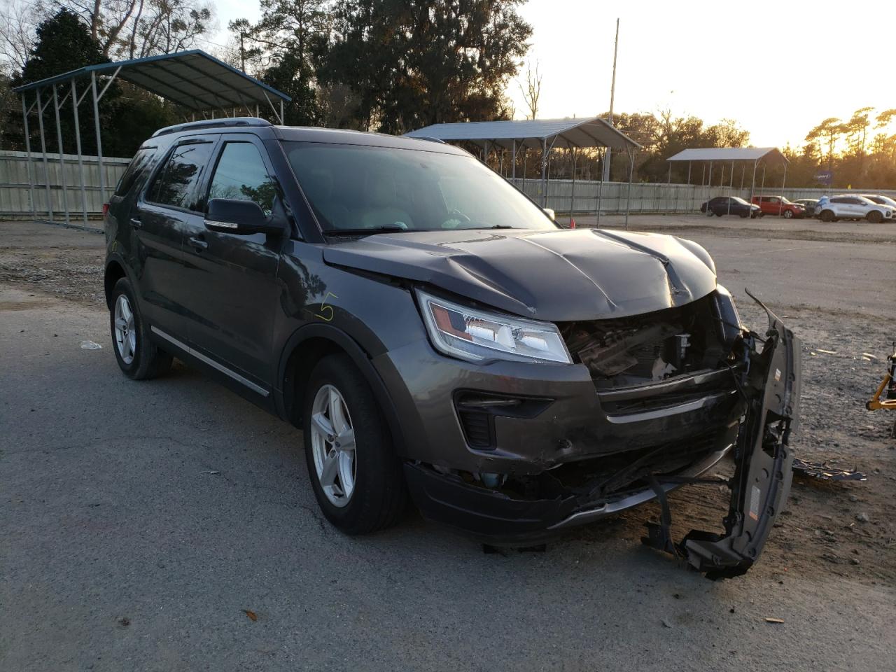 FORD EXPLORER X 2018 with VIN 1FM5K7D87JGA33848 - Photo from auction