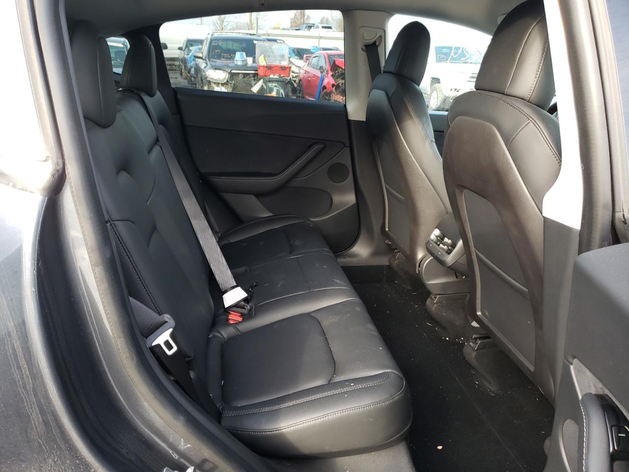 Photo 6 from auction – 2020 TESLA MODEL Y with VIN 5YJYGDEE3LF022509