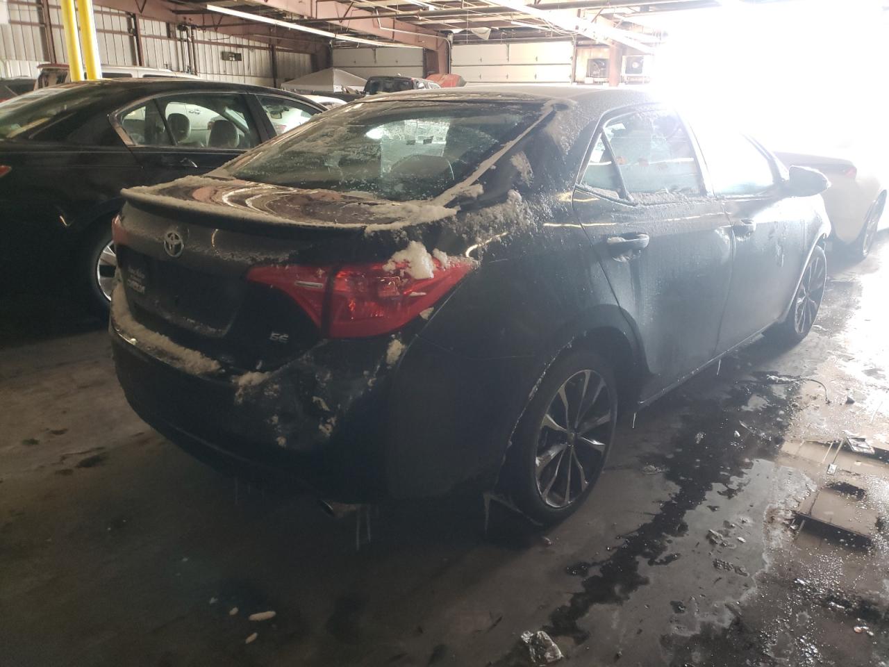 Photo 4 from auction – 2017 TOYOTA COROLLA L with VIN 2T1BURHE2HC925592