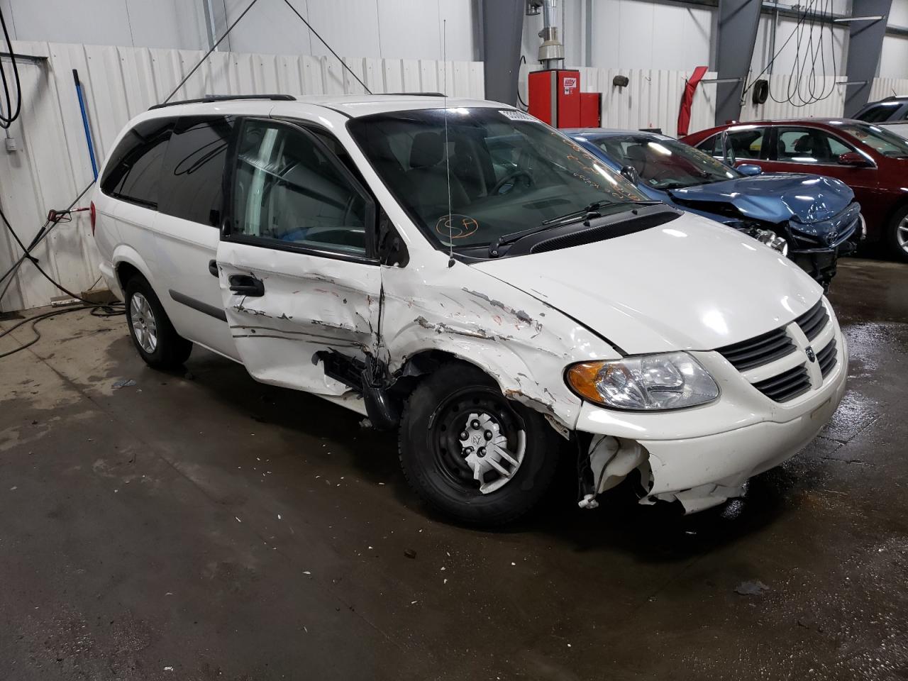DODGE GRAND CARA 2007 with VIN 1D4GP24R57B263200 - Photo from auction