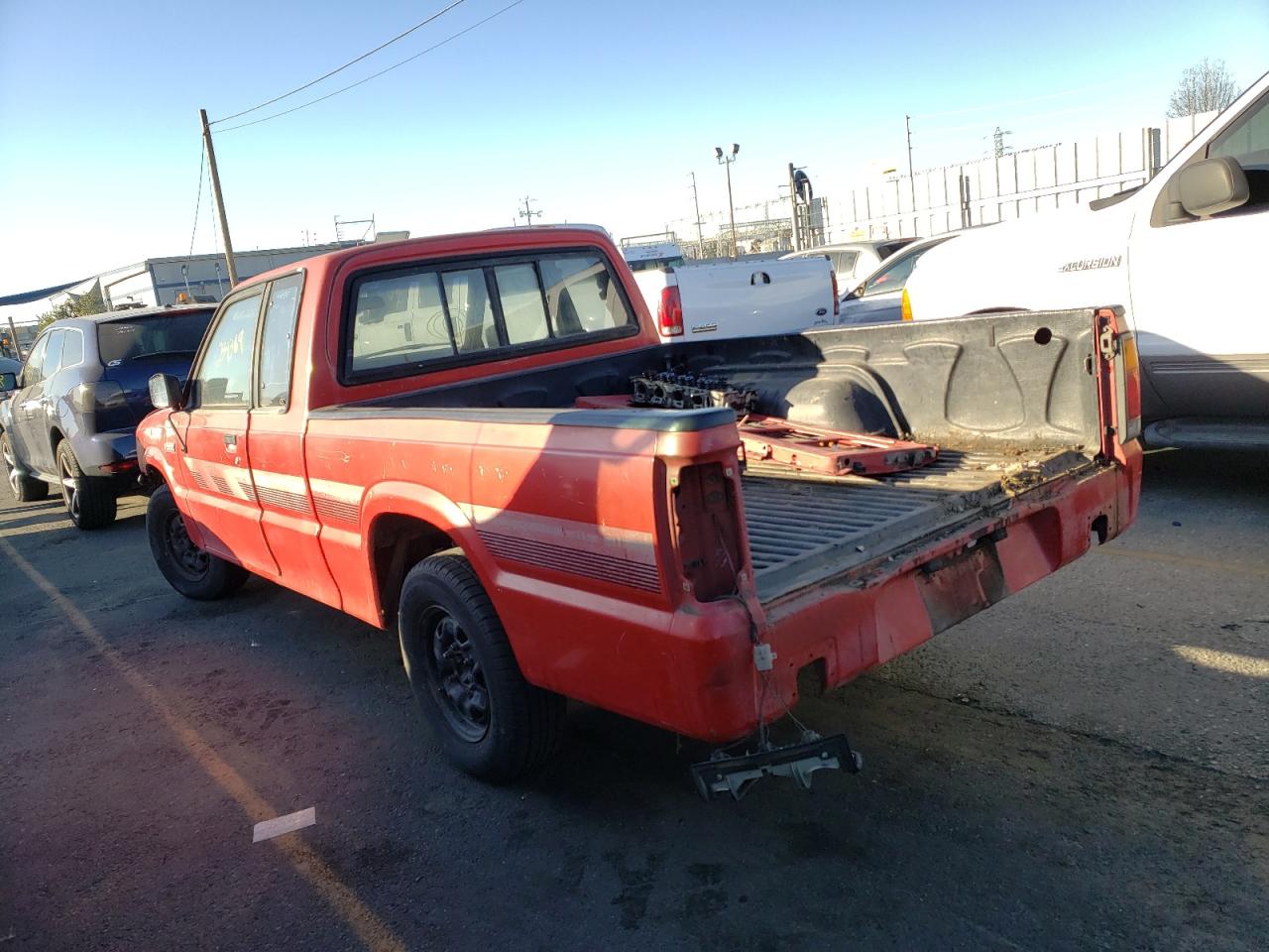 Photo 3 from auction – 1991 MAZDA B2600 CAB with VIN JM2UF3147M0155472