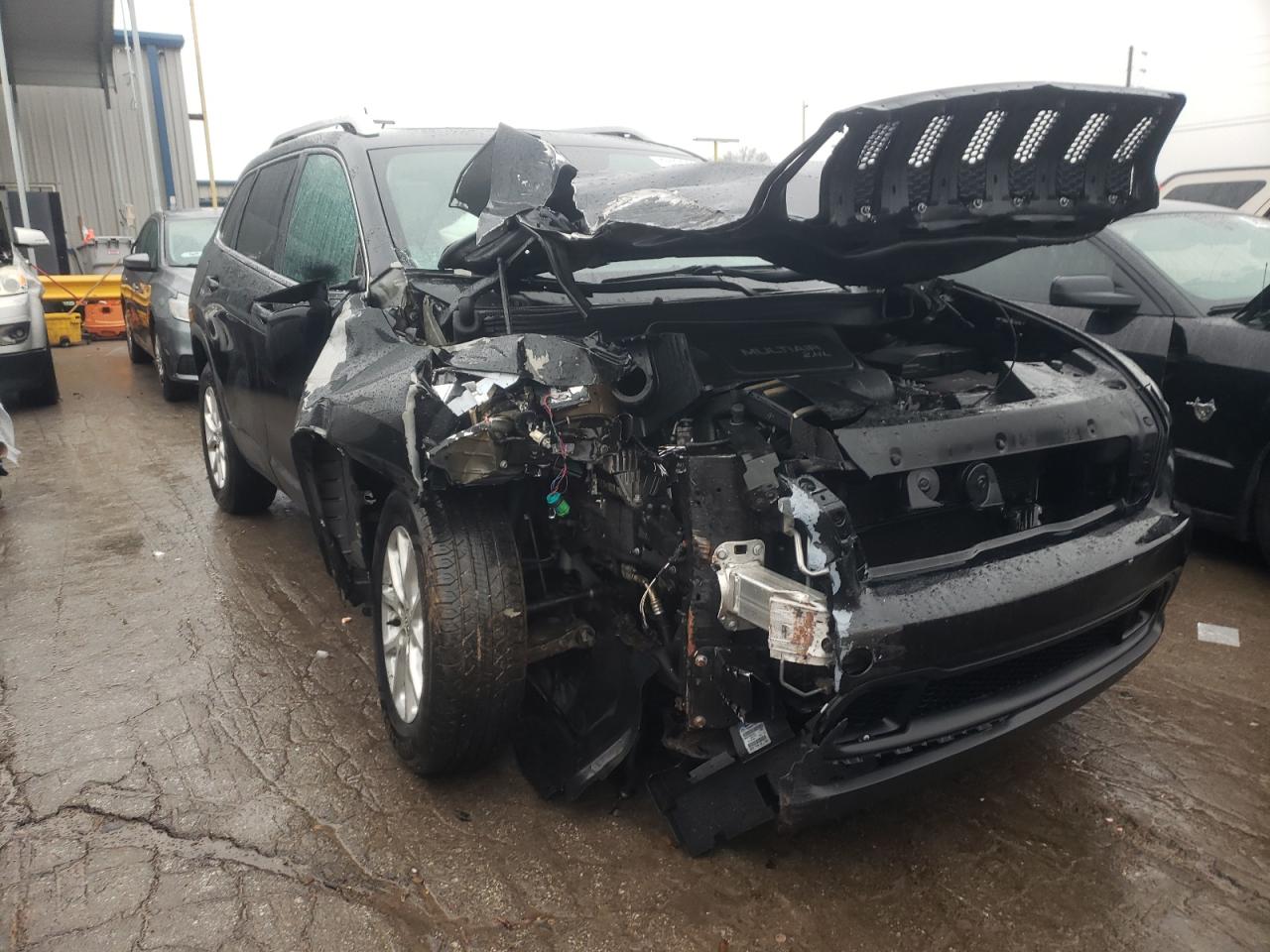JEEP CHEROKEE L 2015 with VIN 1C4PJMCB2FW502384 - Photo from auction