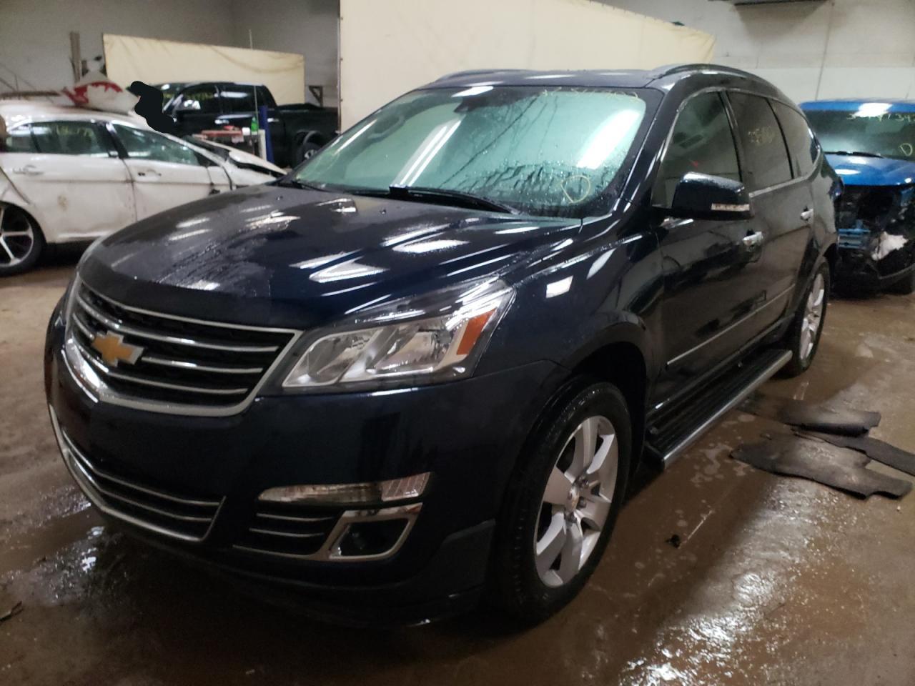 Photo 2 from auction – 2015 CHEVROLET TRAVERSE L with VIN 1GNKRJKD6FJ385580