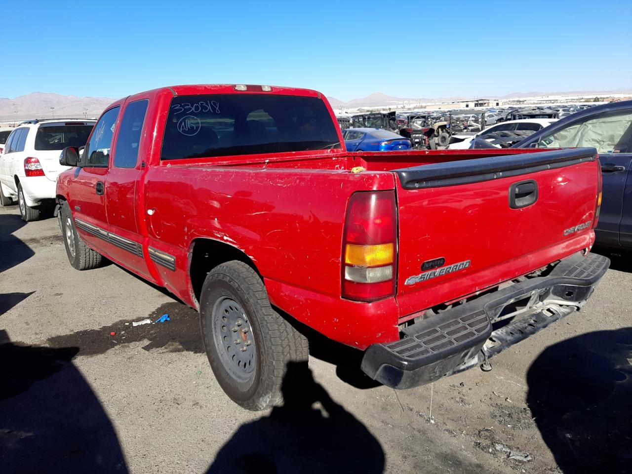 Photo 3 from auction – 2001 CHEVROLET SILVERADO with VIN 2GCEC19V711175577