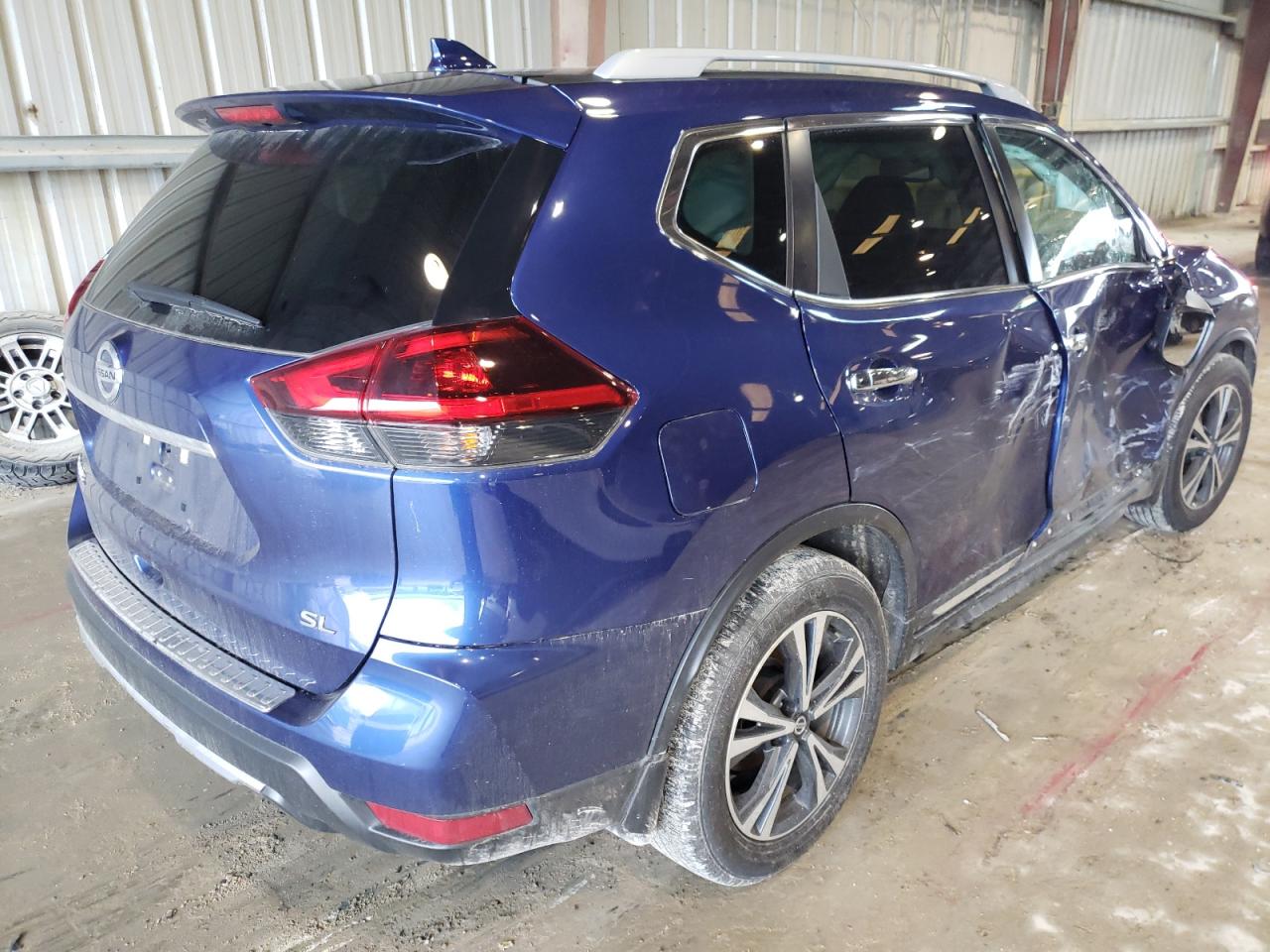 Photo 4 from auction – 2018 NISSAN ROGUE S with VIN 5N1AT2MT9JC845341