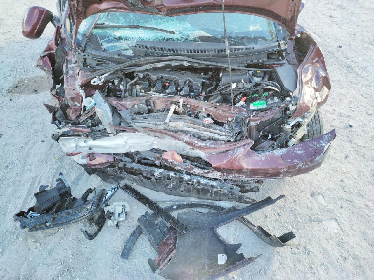 Photo 7 from auction – 2015 HONDA CIVIC LX with VIN 19XFB2F5XFE078482