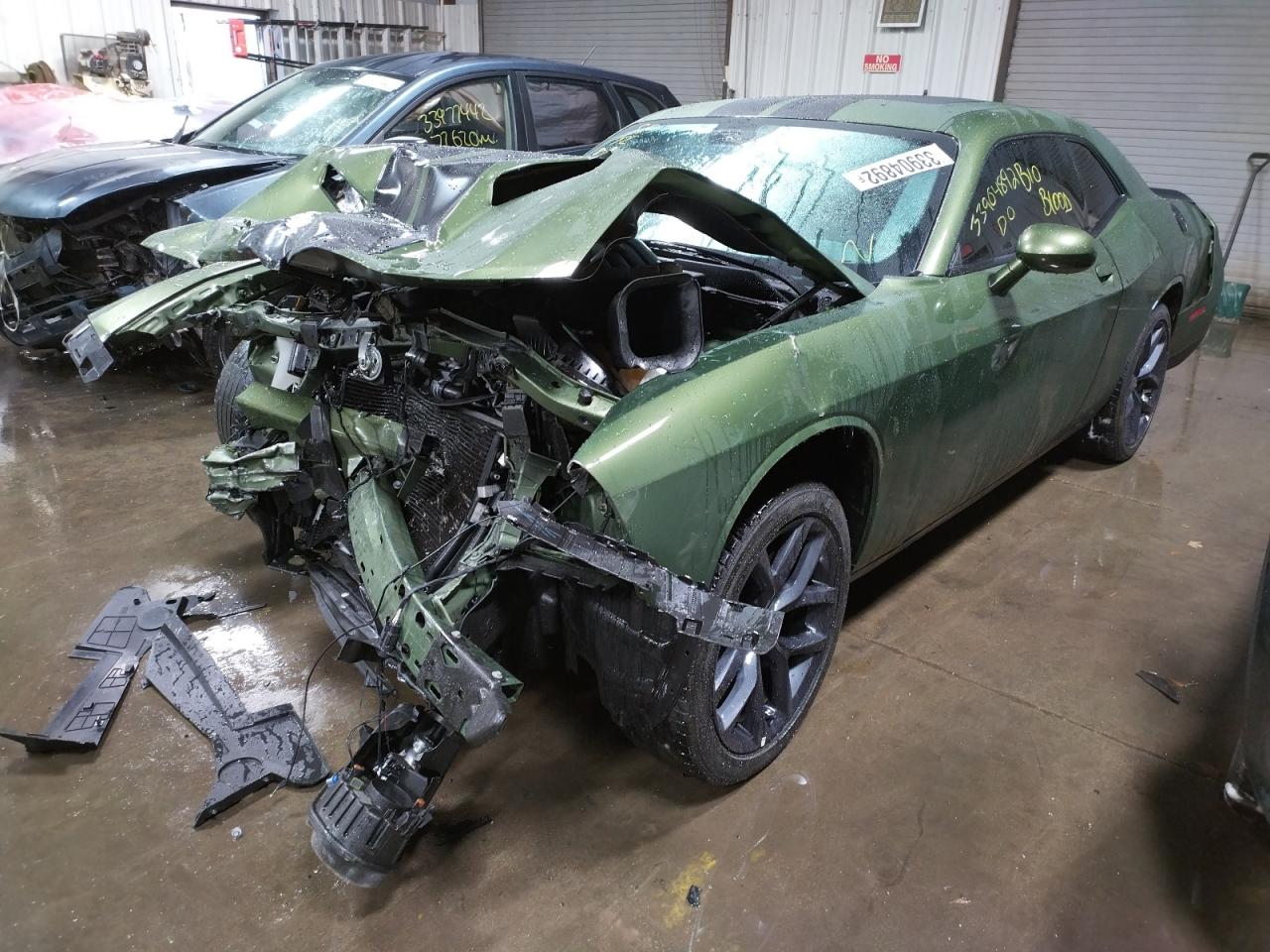 Photo 2 from auction – 2020 DODGE CHALLENGER with VIN 2C3CDZAG2LH139391
