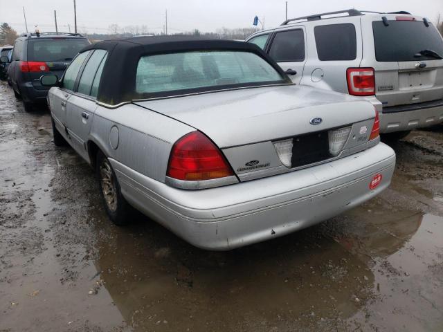 Photo 3 from auction – 2001 FORD CROWN VICT with VIN 2FAFP74W71X140973