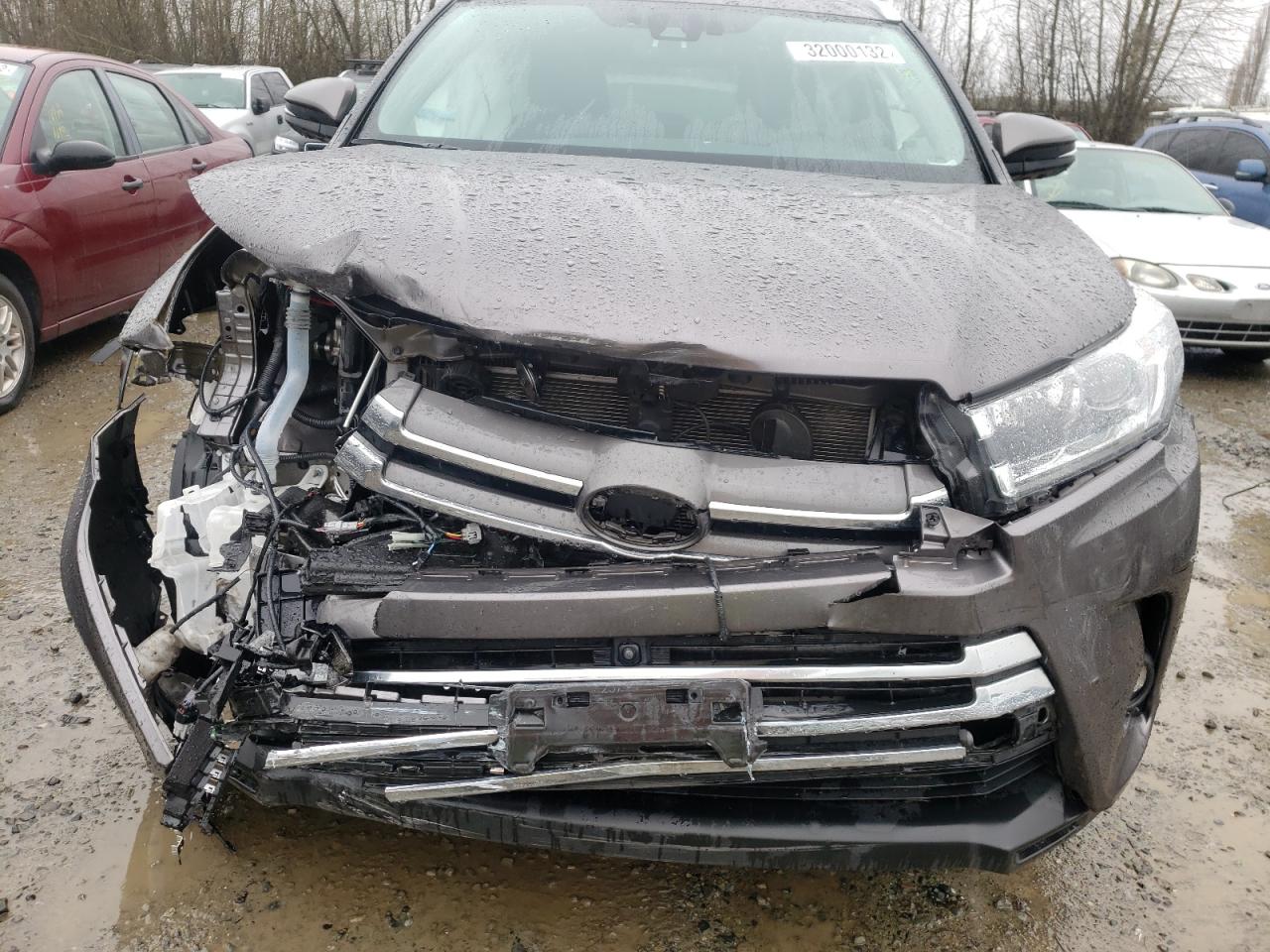 Photo 7 from auction – 2019 TOYOTA HIGHLANDER with VIN 5TDDGRFH9KS056291