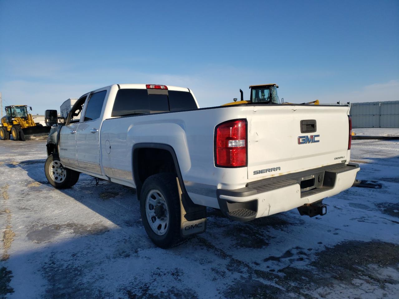 Photo 3 from auction – 2016 GMC SIERRA K35 with VIN 1GT42YE85GF155983