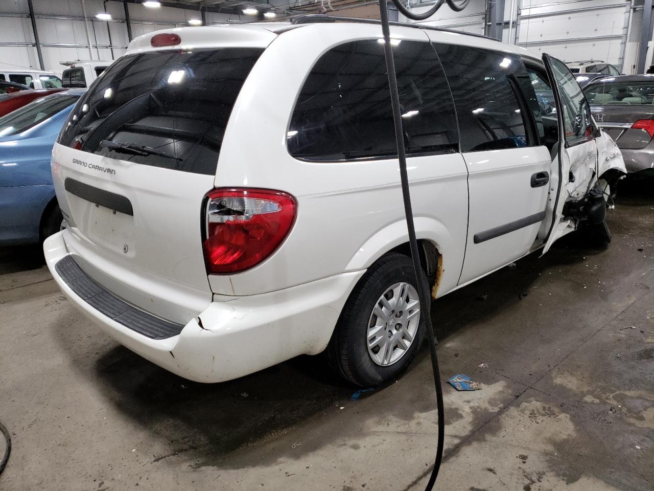 Photo 4 from auction – 2007 DODGE GRAND CARA with VIN 1D4GP24R57B263200