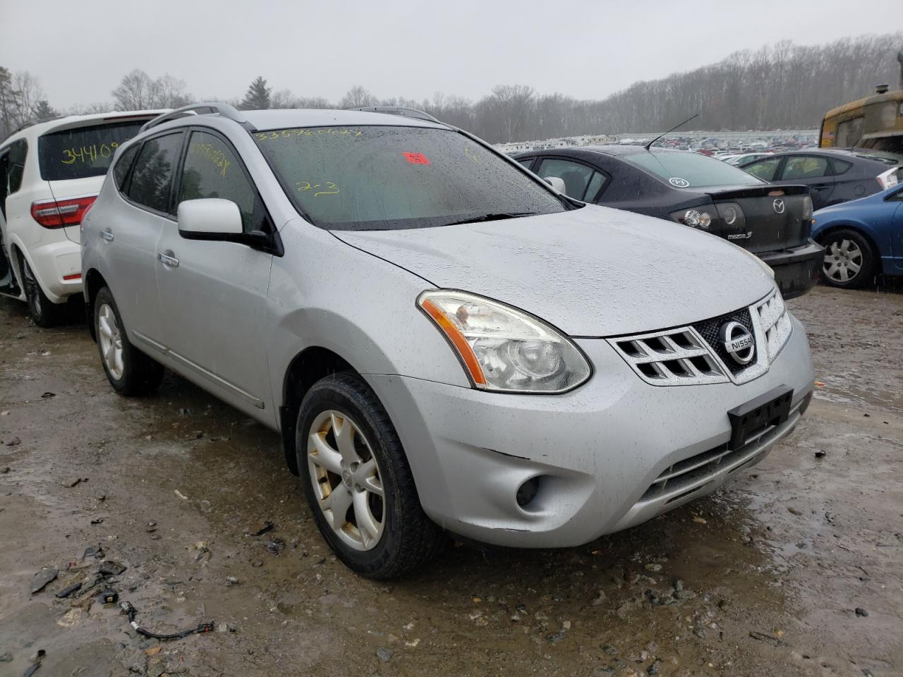 NISSAN ROGUE S 2011 with VIN JN8AS5MV9BW690904 - Photo from auction