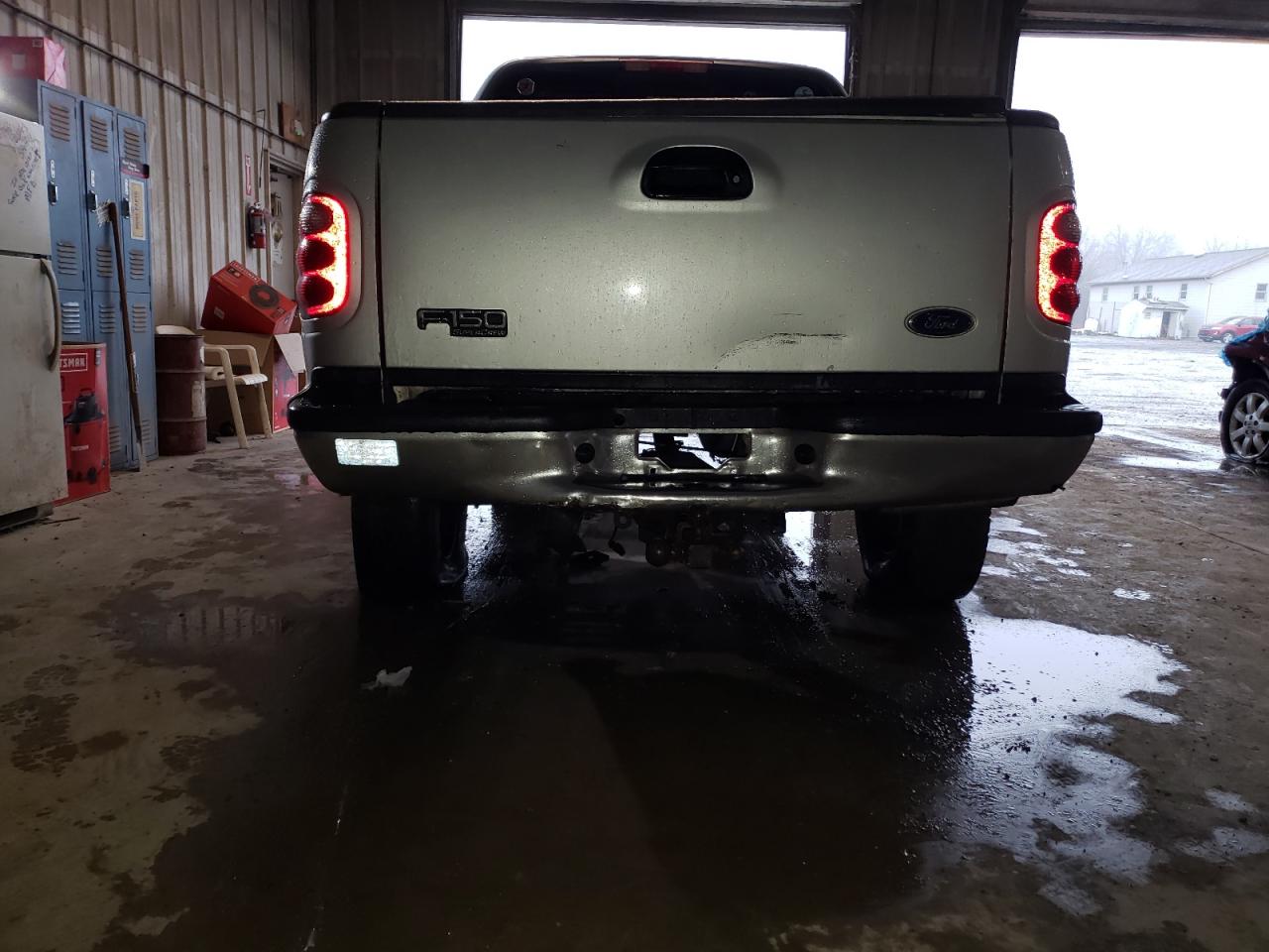 Photo 9 from auction – 2002 FORD F150 SUPER with VIN 1FTRW08692KA02416