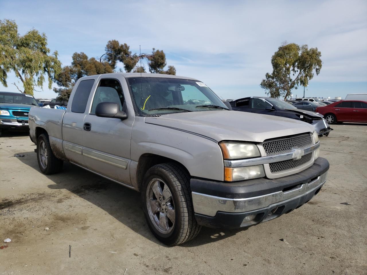 CHEVROLET SILVERADO 2004 with VIN 2GCEC19T241405383 - Photo from auction