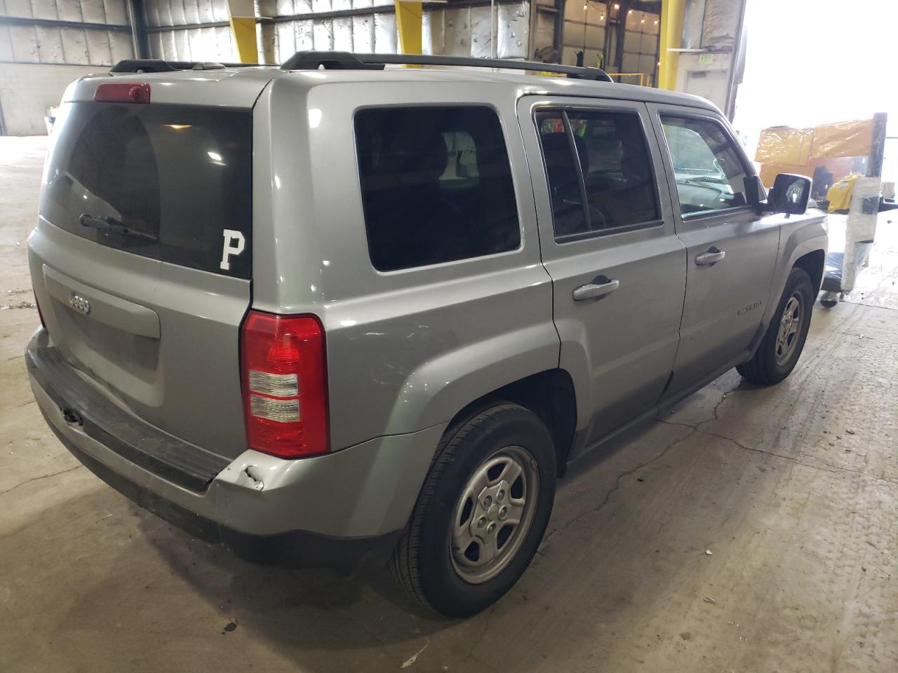 Photo 4 from auction – 2017 JEEP PATRIOT SP with VIN 1C4NJPBA9HD147214