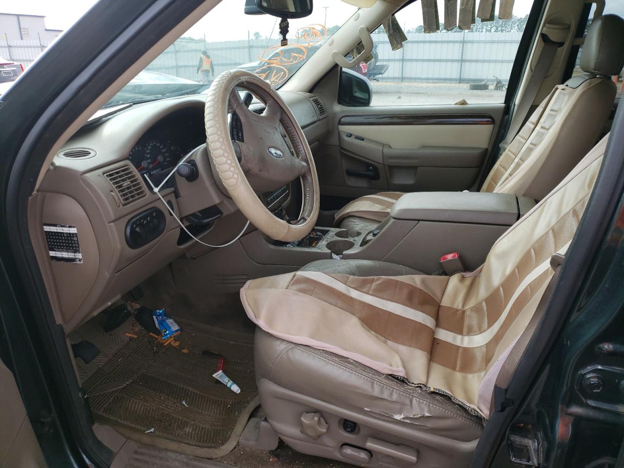 Photo 5 from auction – 2003 FORD EXPLORER E with VIN 1FMZU74EX3UC28509