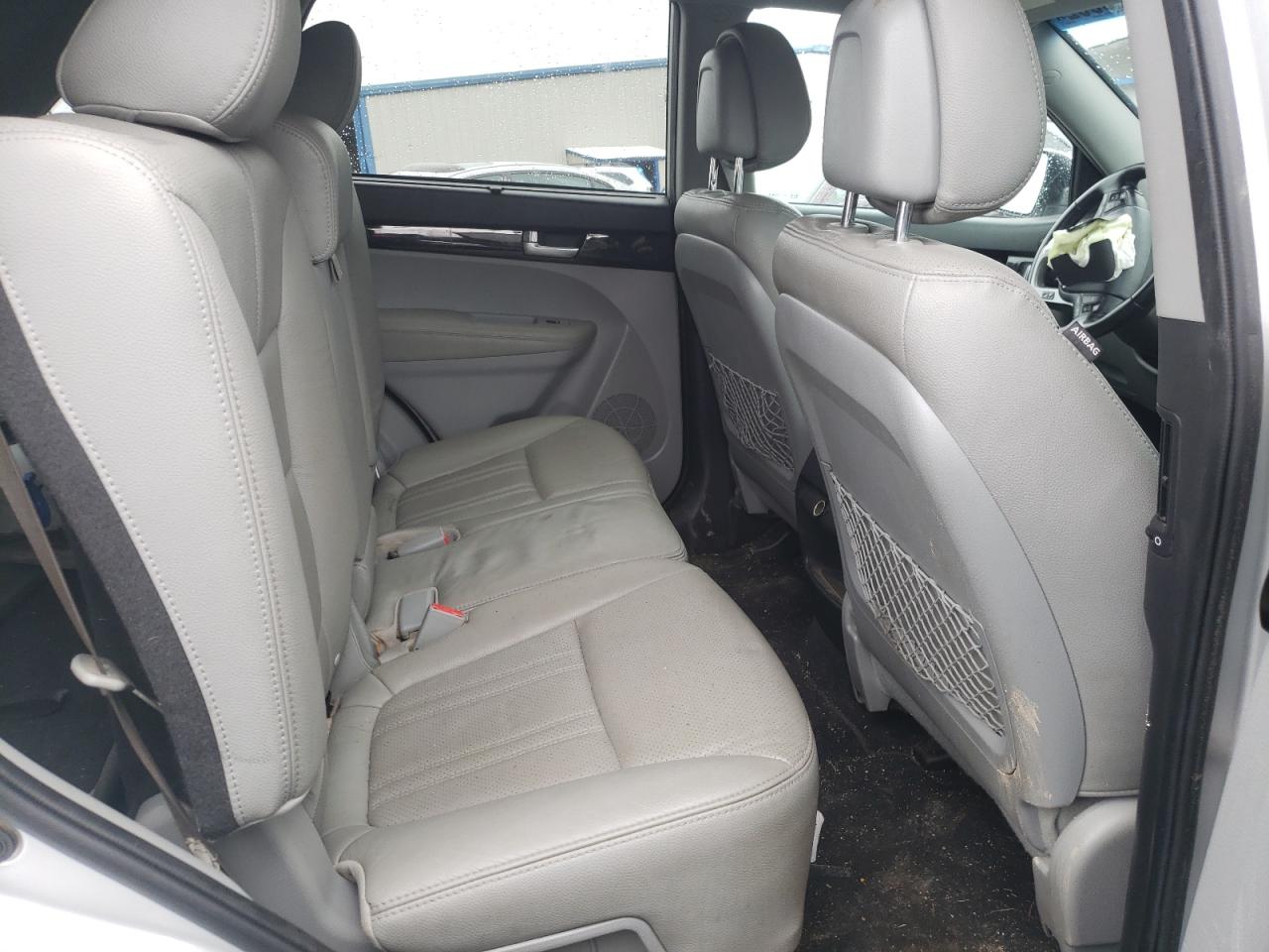 Photo 6 from auction – 2014 KIA SORENTO LX with VIN 5XYKT4A61EG534152