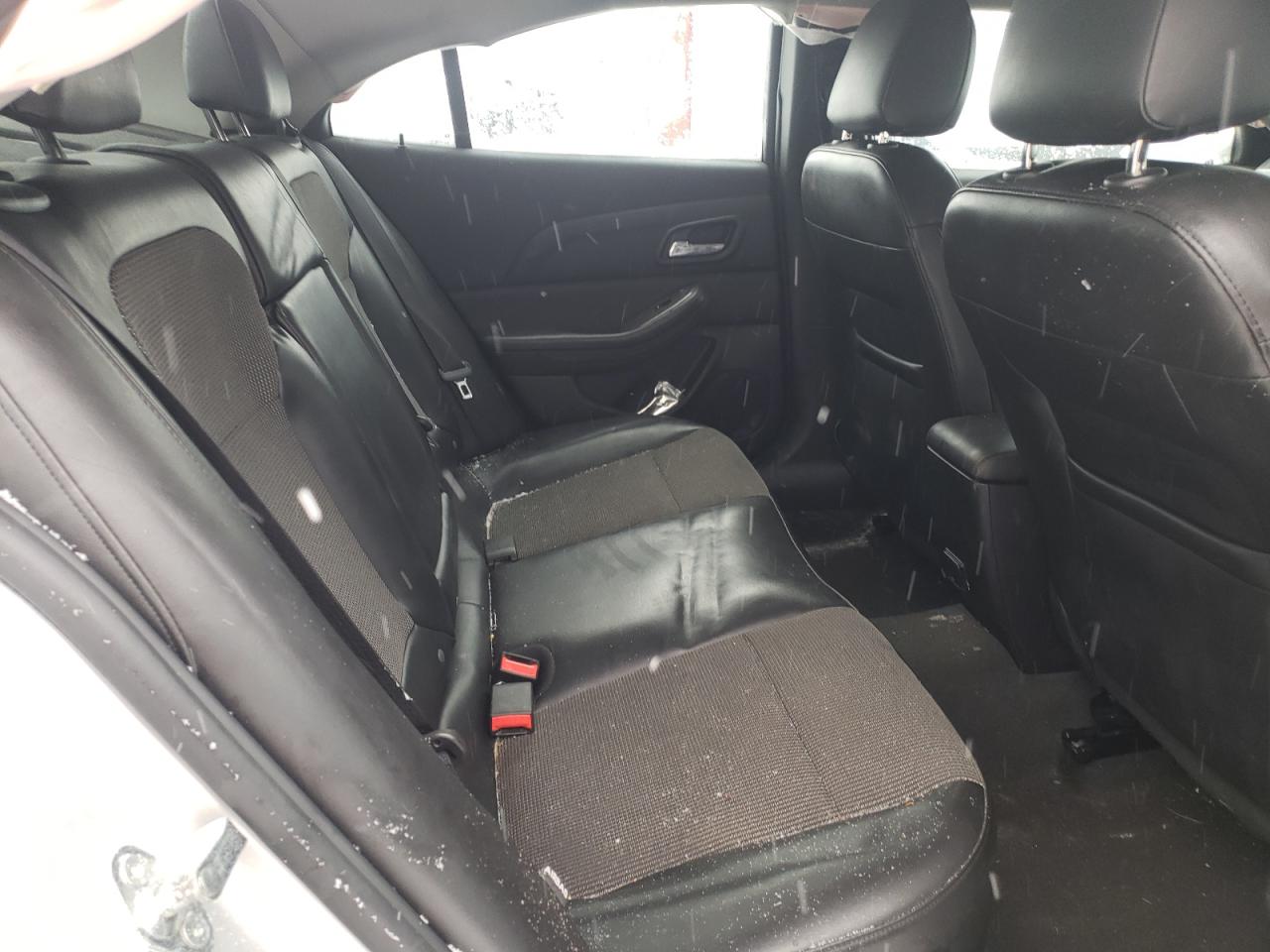 Photo 6 from auction – 2015 CHEVROLET MALIBU 2LT with VIN 1G11D5SLXFF188327