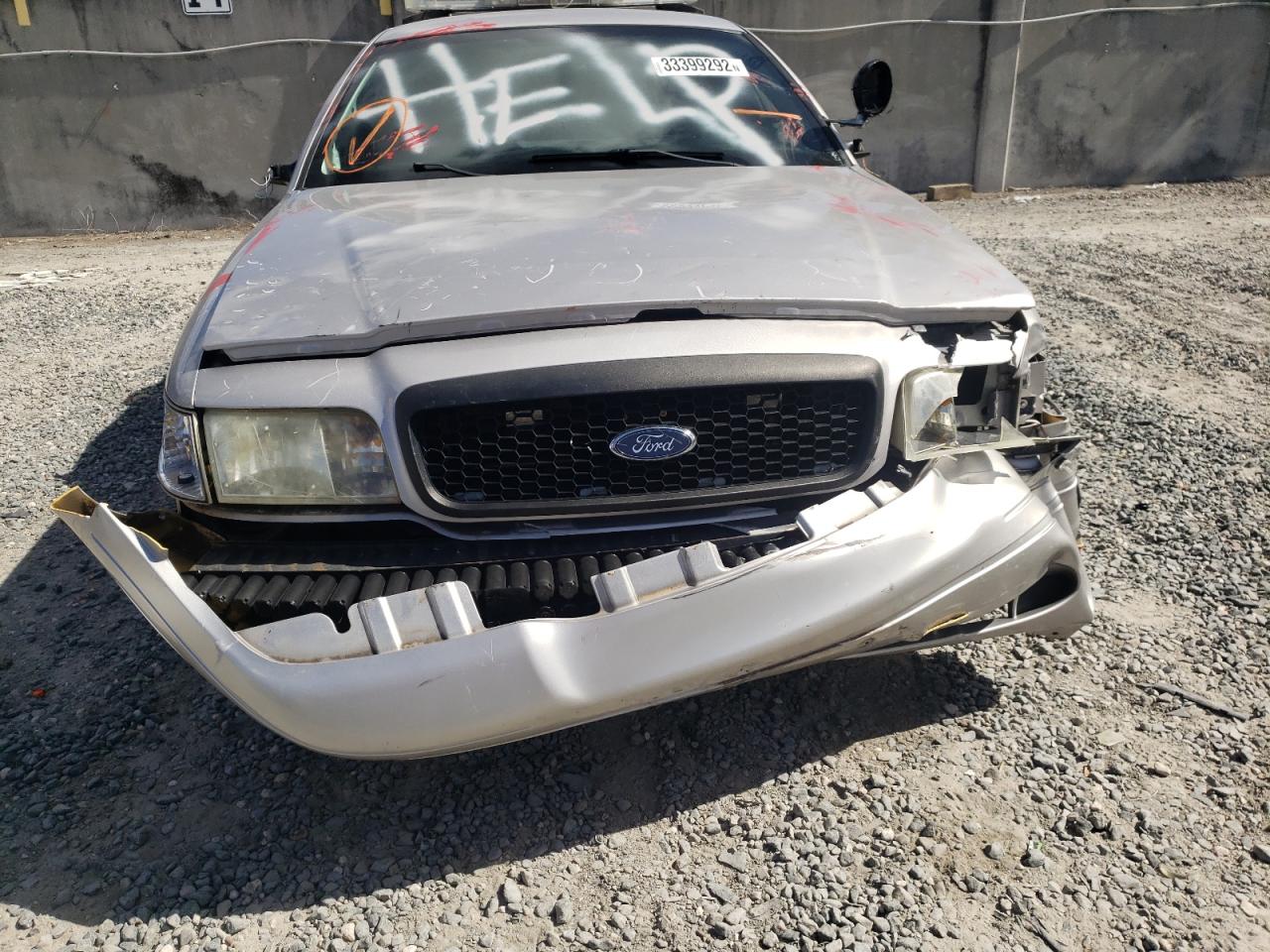 Photo 9 from auction – 2010 FORD CROWN VICT with VIN 2FABP7BV6AX118035